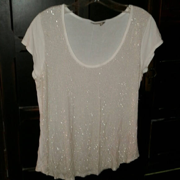 Detailed t-shirt - Picture 4 of 4